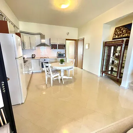 Seaside Retreat * Кассандра